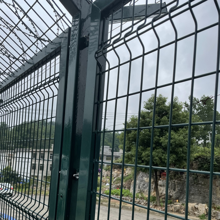 山東機(jī)場綠色圍界網(wǎng)圖片1